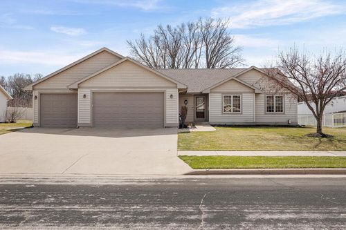 308 Grant Street, Holmen, WI, 54636 | Card Image