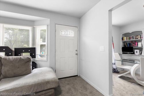 19818 Fenmore St, Detroit, MI, 48235-2291 | Card Image