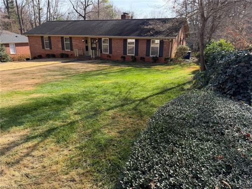 170 Hearthside Dr, Winston-Salem, NC, 27104-2712 | Card Image