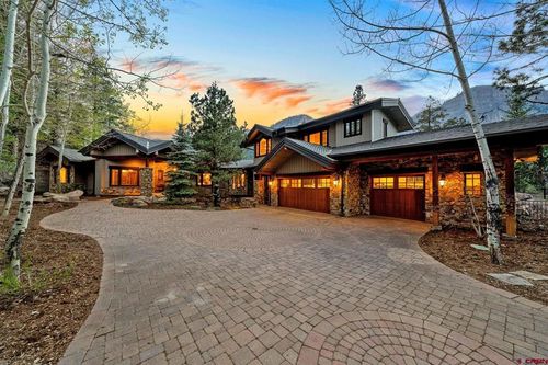 376 Glacier Clf, Durango, CO, 81301-8811 | Card Image