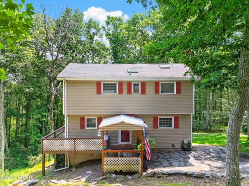 120 Indian Run Ct, Milford, PA, 18337-9701 | Card Image