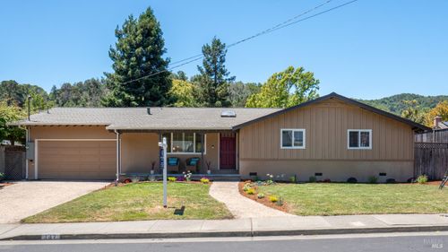 147 Knight Dr, San Rafael, CA, 94901-1441 | Card Image