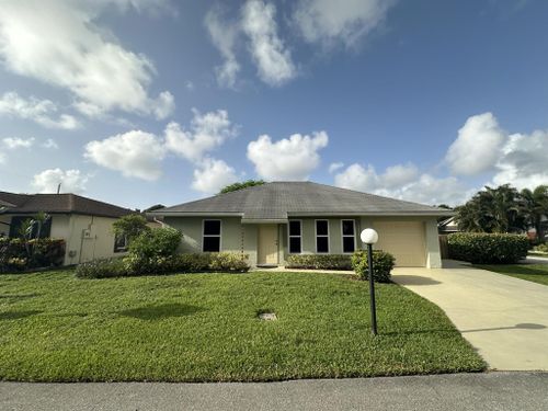 4634 Pine Grove Dr, Delray Beach, FL, 33445-3823 | Card Image