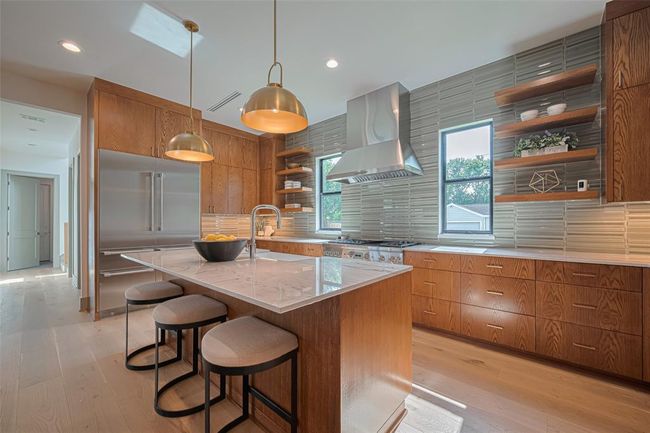 5200 Beech St, House other with 5 bedrooms, 7 bathrooms and 2 parking in Bellaire TX | Image 18