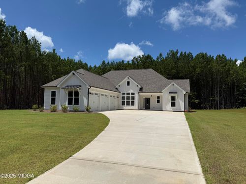 916 Traveler Ln, Williamson, GA, 30292-6889 | Card Image