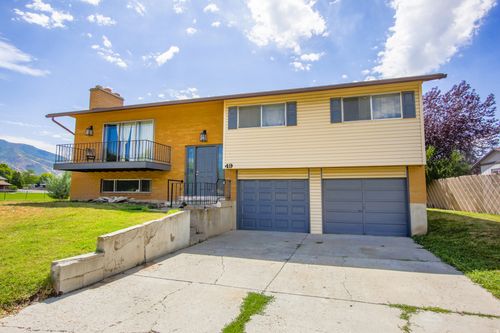 49 W 575 N, Kaysville, UT, 84037-1170 | Card Image