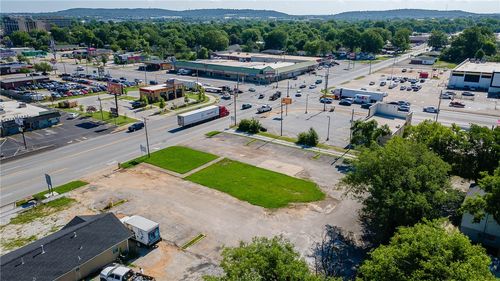 983 W Sunset Avenue, Springdale, AR, 72764 | Card Image