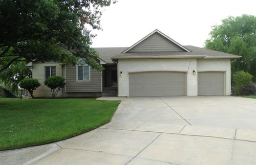 307 Cypress Ct, Andover, KS, 67002-9062 | Card Image