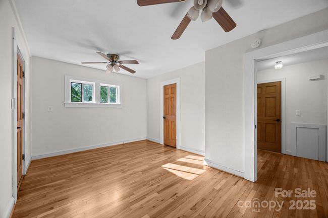 109 Short St, Home with 3 bedrooms, 2 bathrooms and null parking in Waynesville NC | Image 15