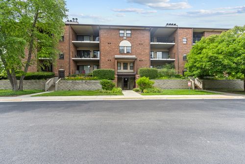 apt-302-720 Weidner Rd, Buffalo Grove, IL, 60089-3383 | Card Image