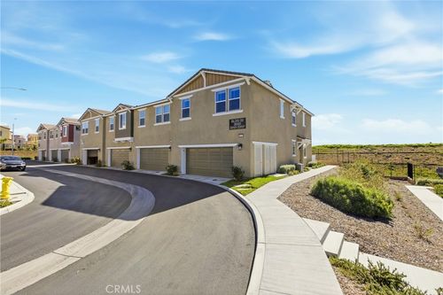 33107-36351 Elizabeth Ln, Wildomar, CA, 92595-9857 | Card Image