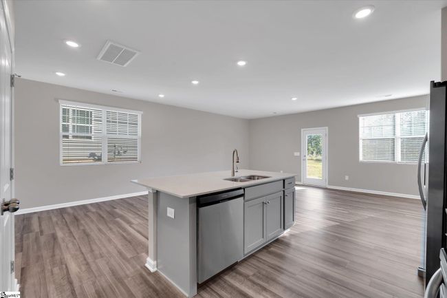 291 E Compass Way, Townhouse with 3 bedrooms, 3 bathrooms and 1 parking in Easley SC | Image 9