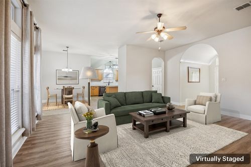 100 Lorient Dr, Mansfield, TX, 76063-5569 | Card Image