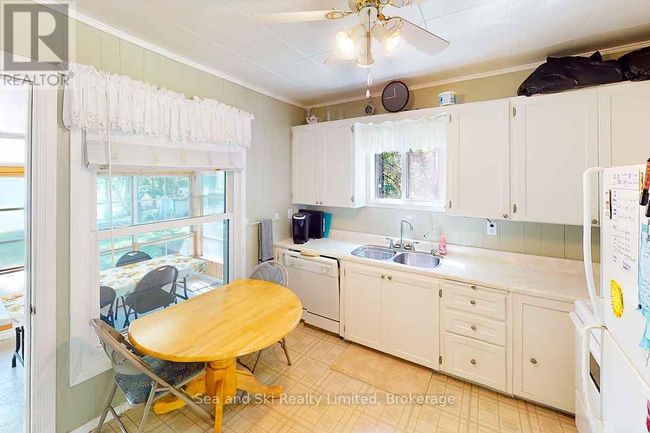 622469 Sideroad 7 Sideroad, House other with 2 bedrooms, 1 bathrooms and 6 parking in Chatsworth ON | Image 23