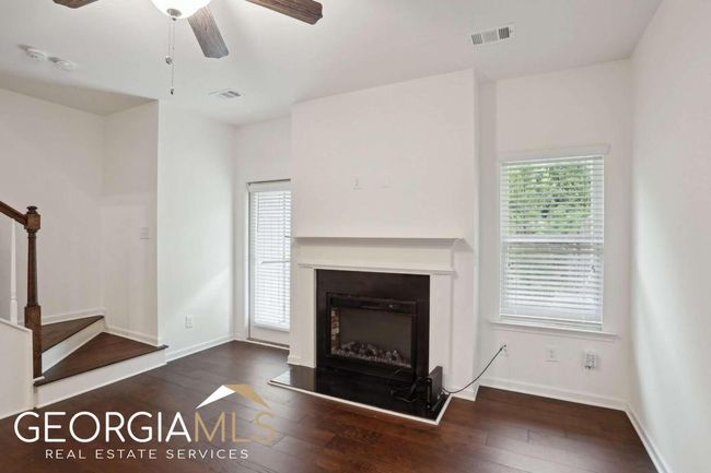 813 Ambient Way Sw, House other with 2 bedrooms, 3 bathrooms and 2 parking in Atlanta GA | Image 9