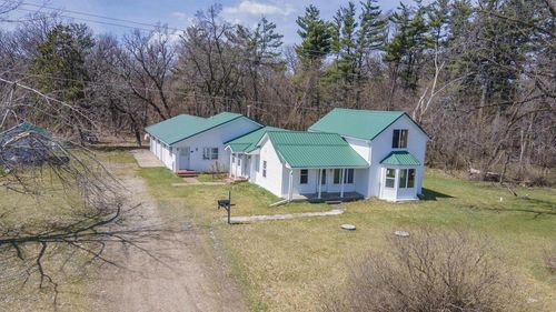 N4721 9th Drive Drive, Deerfield, WI, 54943 | Card Image