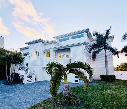 1723 Oyster Point Way, Palm Harbor, FL, 34683-3431 | Card Image