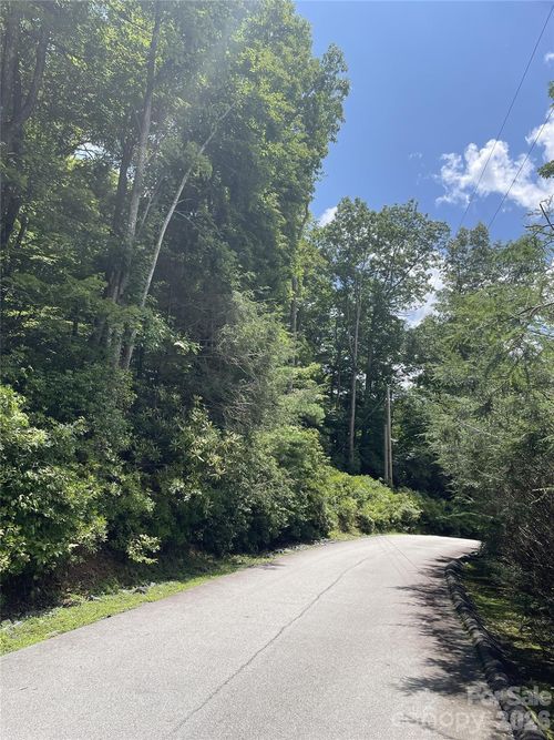 17-00 Winter Star Loop, Burnsville, NC, 28714 | Card Image