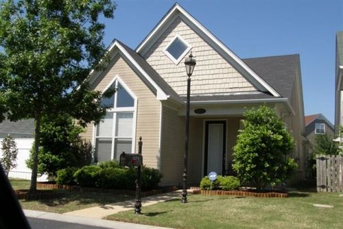 1271 Isle Bay Dr, Memphis, TN, 38103-8954 | Card Image