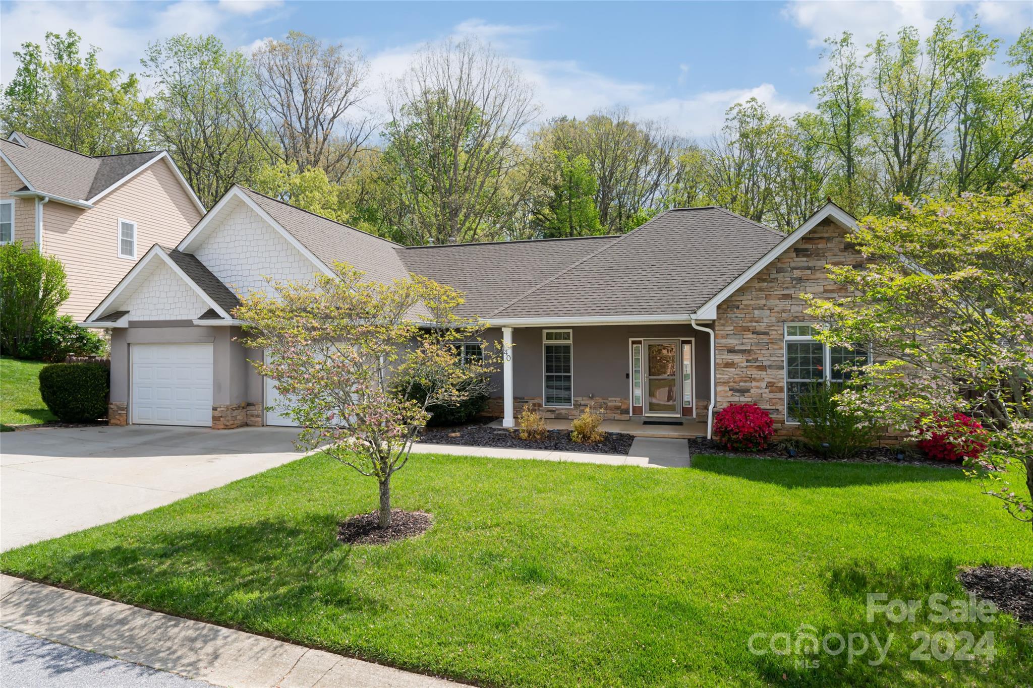 Halyn Ln, Arden, NC 28704