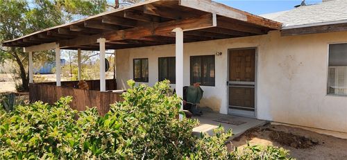 60812 Adele Rd, Landers, CA, 92285 | Card Image