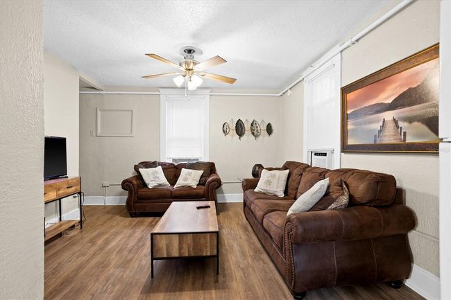 APT-2 - 527 8 Th St N, Condo with 4 bedrooms, 3 bathrooms and null parking in St Petersburg FL | Image 9