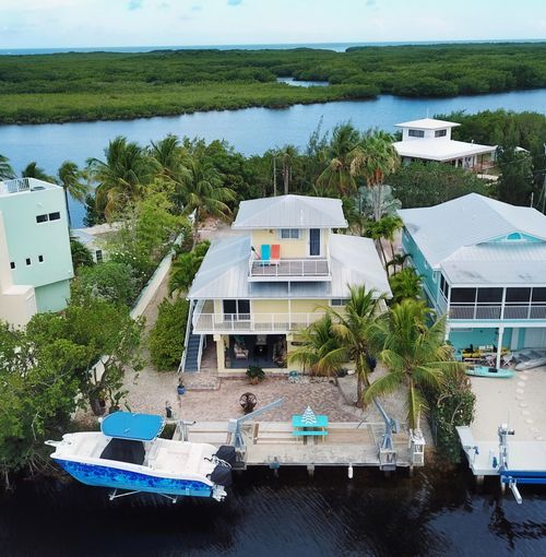 104 8th Ln, Key Largo, FL, 33037-4642 | Card Image