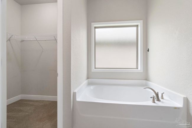 3825 Ranch Rd, House other with 3 bedrooms, 2 bathrooms and 2 parking in Pace FL | Image 27
