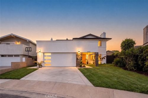 3690 Marigold St, Seal Beach, CA, 90740-3115 | Card Image