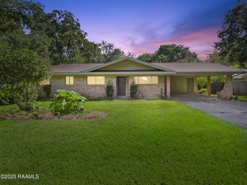 111 Kim Dr, Lafayette, LA, 70503-3837 | Card Image