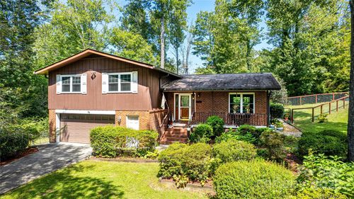 88 Hosta Ln, Brevard, NC, 28712-9504 | Card Image