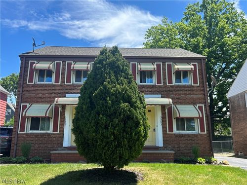 3383 Sutton Rd, Shaker Heights, OH, 44120-4210 | Card Image
