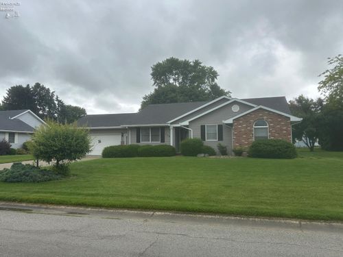 129 Wisteria Dr, Fremont, OH, 43420-9114 | Card Image