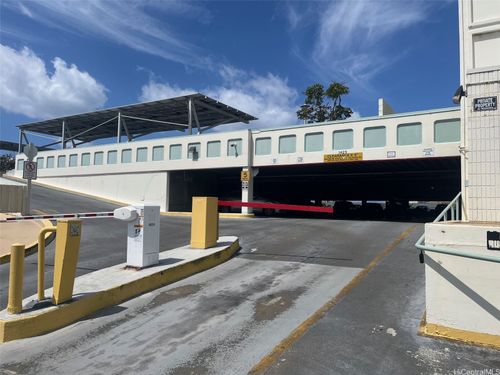7f-1425 Liliha St, Honolulu, HI, 96817-3522 | Card Image