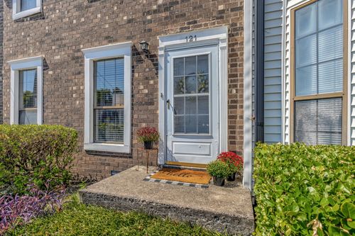 121 Elizabeths Ct, Antioch, TN, 37013-1762 | Card Image