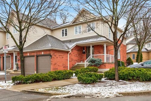 101-100 Beddoe Dr, Hamilton, ON, L8P4Z2 | Card Image