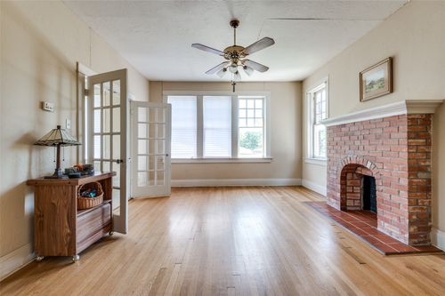 apt-301-4845 Swiss Ave, Dallas, TX, 75204-7153 | Card Image
