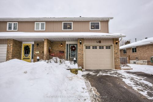 57 Highcroft Rd, Barrie, ON, L4N2X6 | Card Image