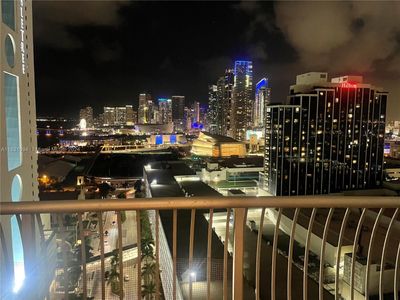 2510 - 1750 N Bayshore Dr, Condo with 1 bedrooms, 1 bathrooms and null parking in Miami FL | Image 2