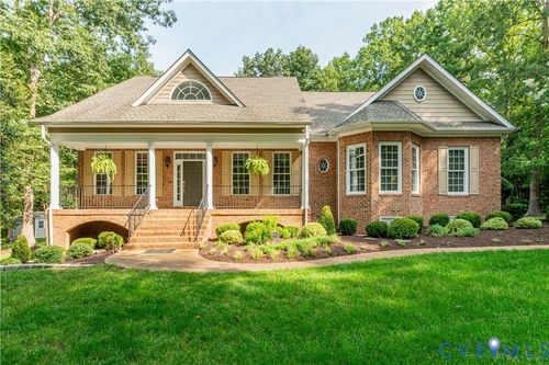 8912 First Branch Ln, Chesterfield, VA, 23838-5609 | Card Image