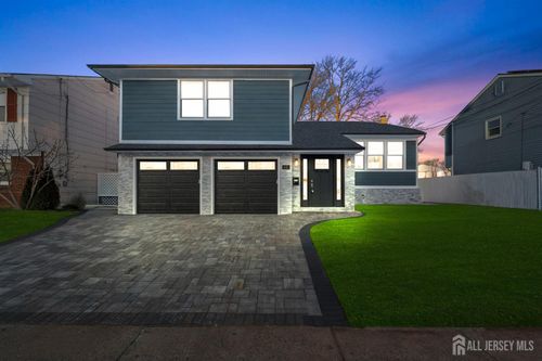 64 S Cliff Rd, Colonia, NJ, 07067-4032 | Card Image