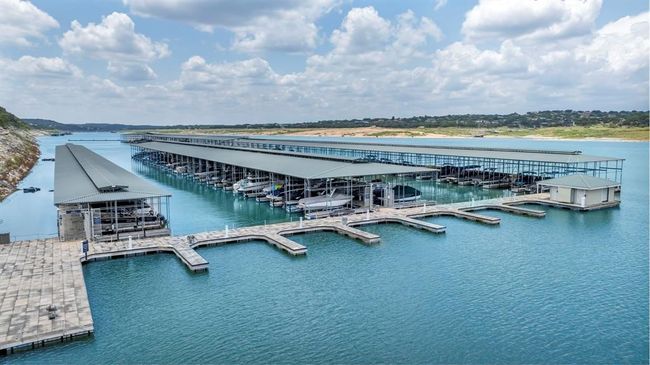 LARGE MARINA ON THE MAIN BODY | Image 32