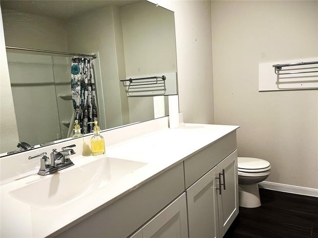 shared bath on 2/F | Image 23