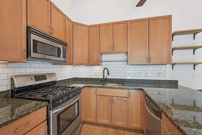 APT-3 - 54 47 Th St, Condo with 2 bedrooms, 1 bathrooms and null parking in Weehawken NJ | Image 4