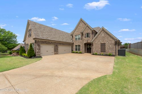 6632 Timber Oaks Drive, Olive Branch, MS, 38654 | Card Image