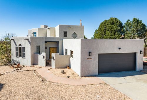 3049 Cliff Palace, Santa Fe, NM, 87507-2508 | Card Image