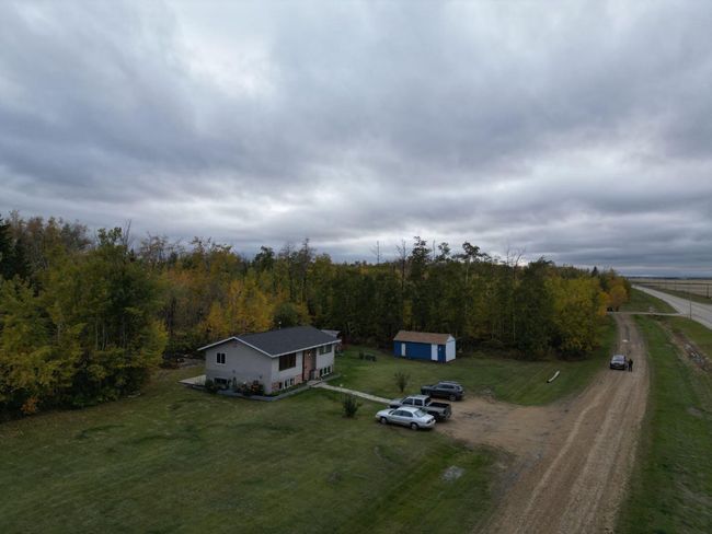 5126 49 Th Ave, House other with 4 bedrooms, 2 bathrooms and 6 parking in Wanham AB | Image 26