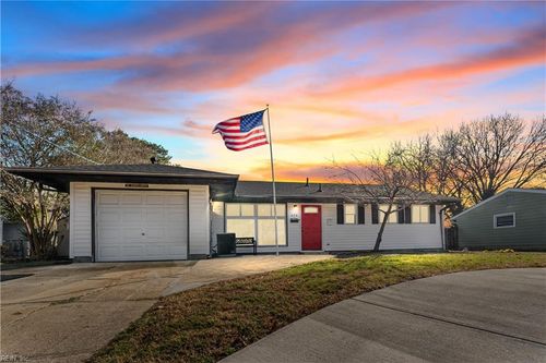 620 De Laura Lane, Virginia Beach, VA, 23455 | Card Image
