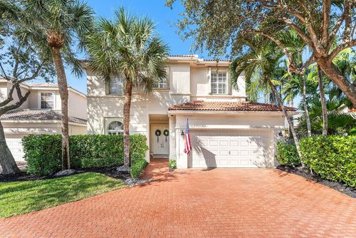 121 Palm Cir, Lake Worth, FL, 33462-6628 | Card Image