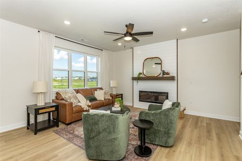1357 Meadow Rose Pl, Waukee, IA, 50263-7909 | Card Image